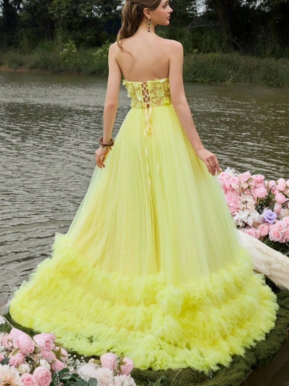 Yellow Elegant Women's Strapless Sweetheart Corset Gown dress - Picture 2 of 7